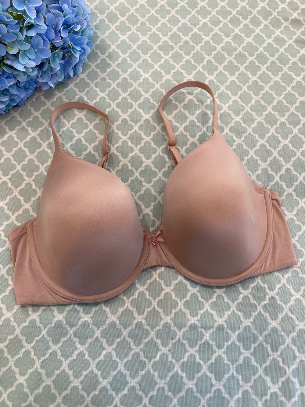 Victoria’s Secret Body Full Coverage Nude 38D